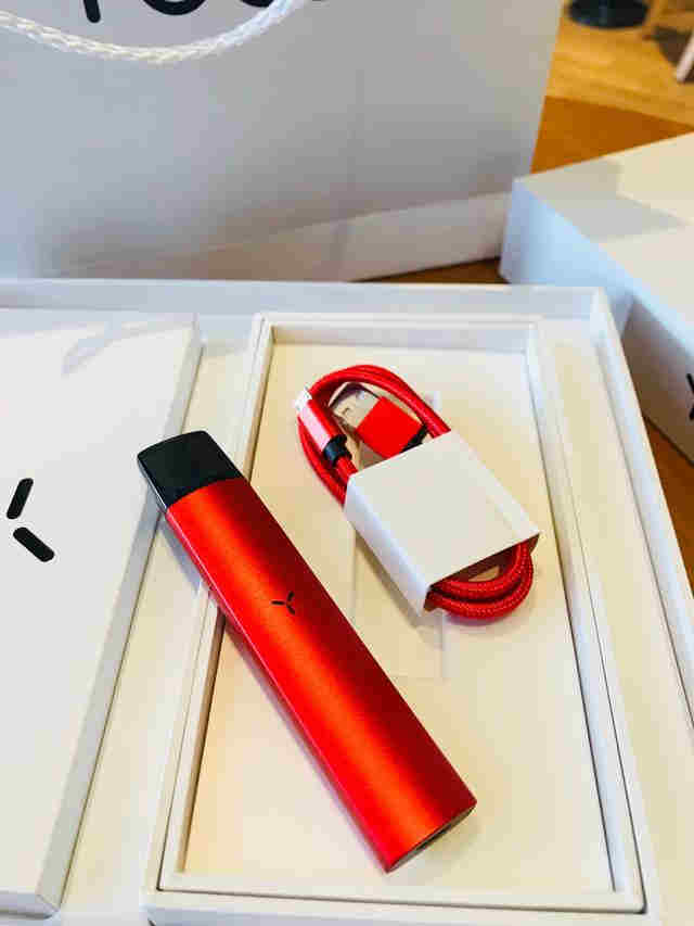  內幕！yooz代購微信“炎陽似火”-第2張圖片-53電子煙