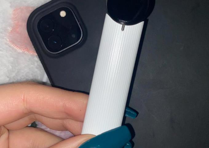 悅刻電子煙(悅刻電子煙吸不出來煙霧怎么辦)-第1張圖片-番響電子煙