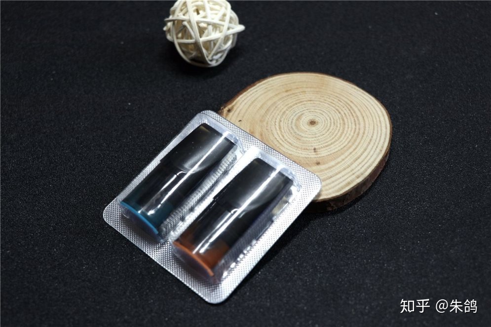 悅刻五代一吸就亮白燈還震動不出煙的簡單介紹-第1張圖片-番響電子煙