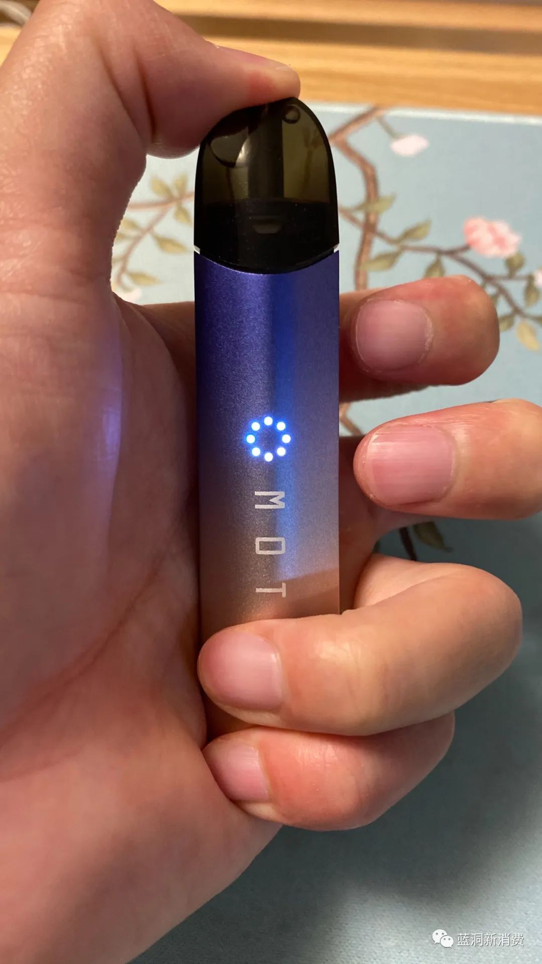 魔笛電子煙一直閃紅燈怎么解決(魔笛電子煙一直閃紅燈怎么解決啊)-第2張圖片-番響電子煙