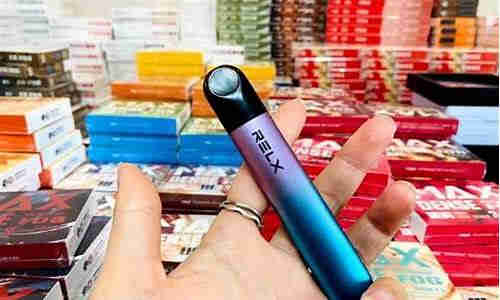 悅刻煙桿指示燈常亮怎么回事(悅刻煙桿指示燈變紅)