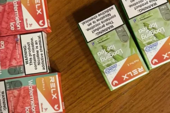 悅刻黑加侖藍莓和六代pro怎么樣多少錢？