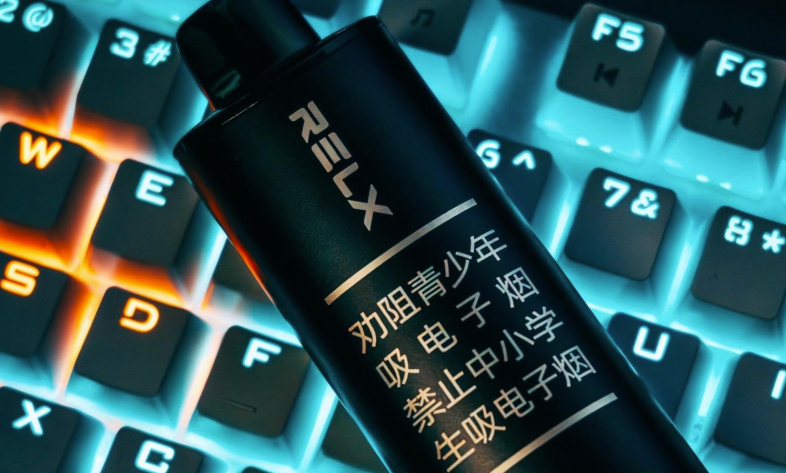 悅刻大千怎么綁定到手機上？