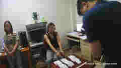 東莞警方偵破新型毒品案，繳獲毒品23萬粒抓獲