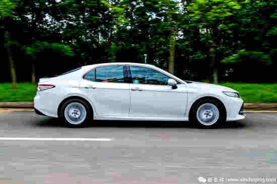 凱美瑞2.0L首試：入門車型中的實力擔當