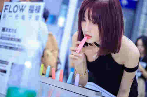 FLOW福祿電子煙亮相2019深圳電子煙展：跨越行業紅海，前行不懈創新不怠