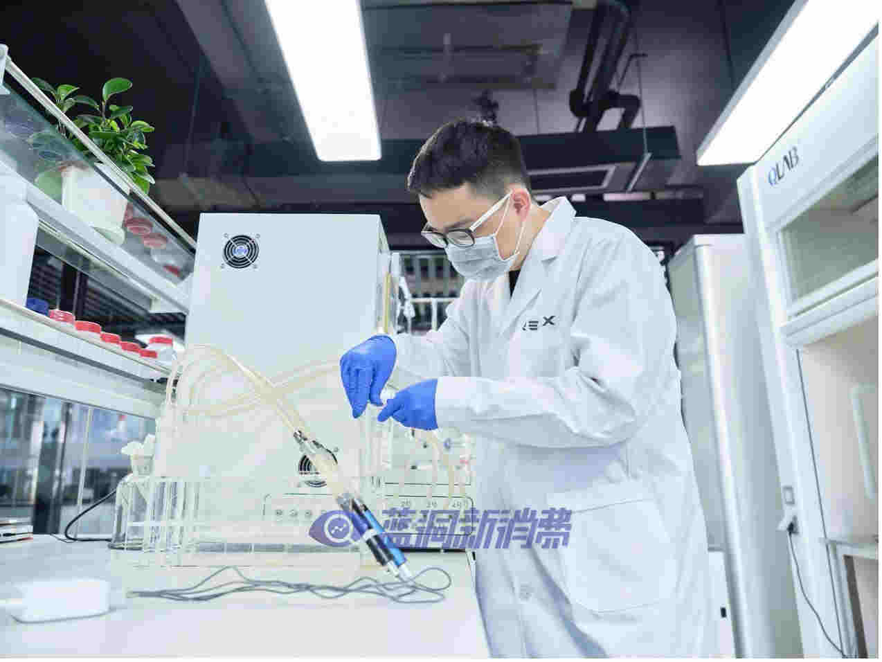 霧芯科技首次應用大健康類霧化產品，發布草本便攜霧化器 