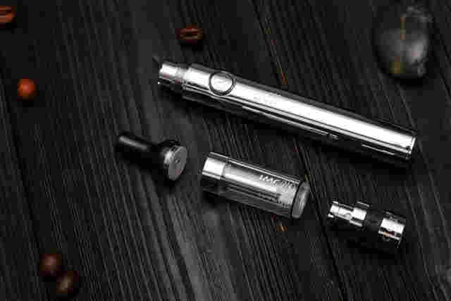 電子煙“上位史”：你是如何被煙草公司“套路”的？ 