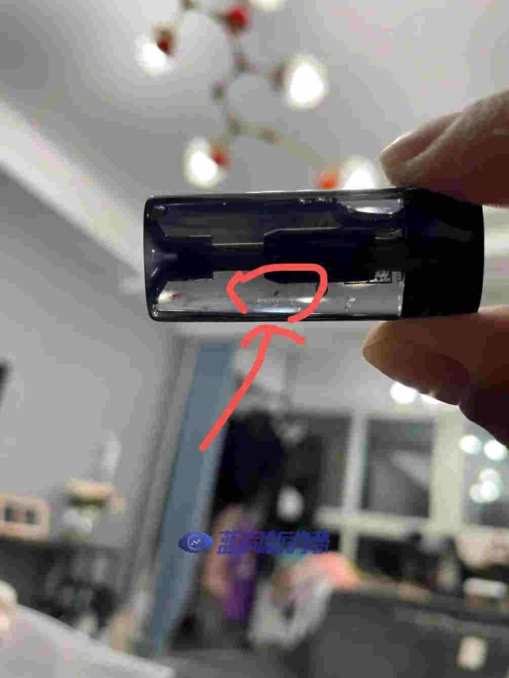 多款通配電子煙彈出現異物：警示消費者應從正規實體店購買正規品牌 