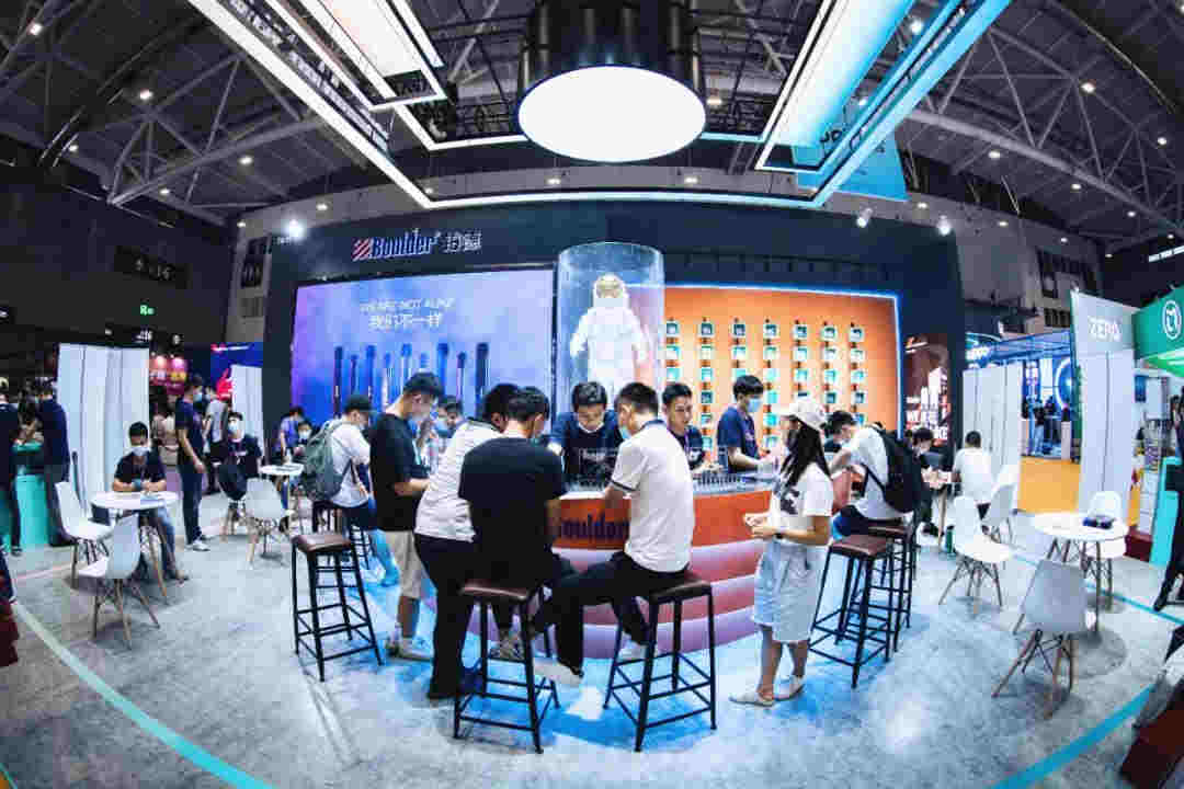 boulder鉑德新晉中國電子煙行業委員會常務理事單位 