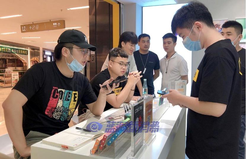 可逸店主故事分享：從朝九晚五到到月入8萬，是機緣巧合還是水到渠成？ 