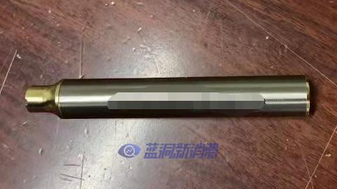 深圳龍崗警方搗毀“上頭電子煙”吸販網絡，抓獲21名嫌犯 