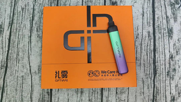GIFTVAPE 禮霧電子煙評測：配置拉滿，顏值擔當
