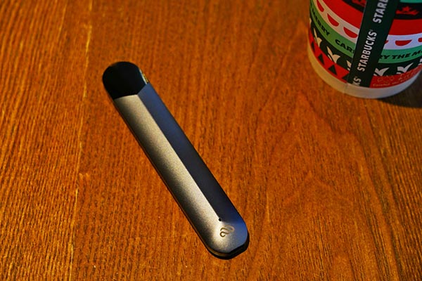 喜霧電子煙新品HERO評測：英雄歸來，舍我其誰