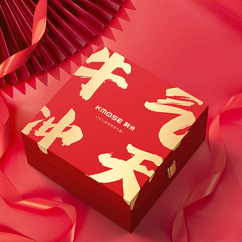 KMOSE刻米上新動作不斷，新禮盒、新口味、新配色喜迎新年！