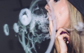 電子煙霧化器口吸肺吸通用_電子煙霧化器吸不動