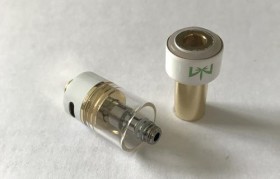 電子煙霧化器怎么開機(霧化器和電子煙有什么區別)