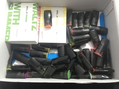 標志是個加號的電子煙